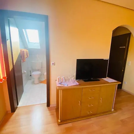 Konukevi Schmitt Waldfenster