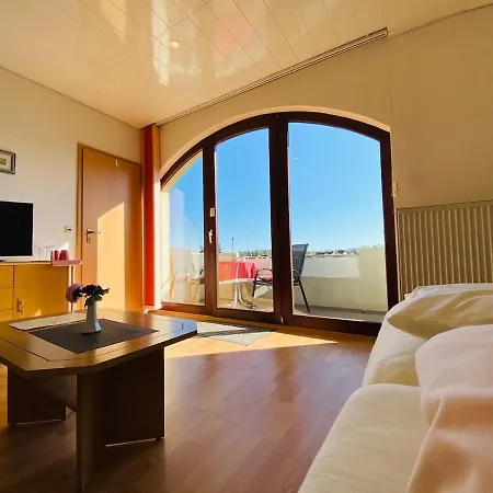 Konukevi Schmitt Waldfenster